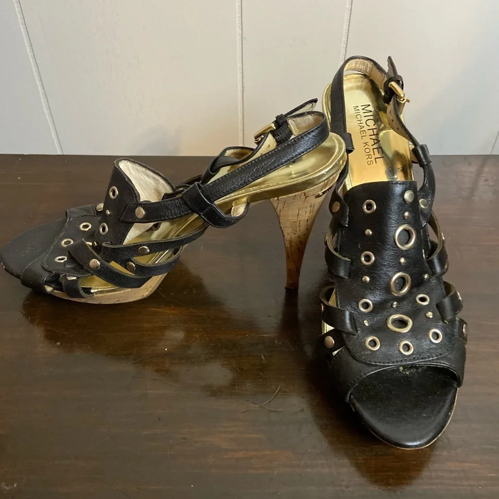 Michael Korrs leather black gold stilleto Heel 8 rubber lower opentoe sling back - Picture 1 of 7